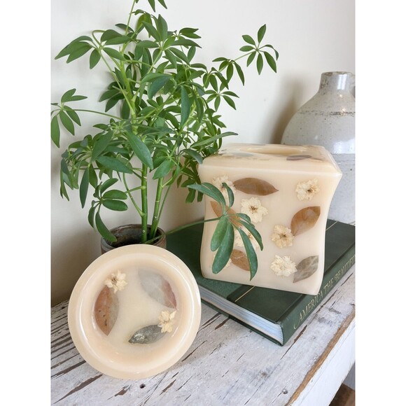 Vintage Cream Acrylic Dried Flowers Tissue Box & Soap Dish Bathroom Set / Retro - Picture 7 of 9